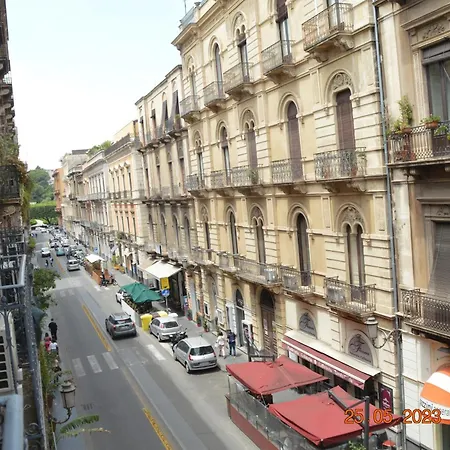 Apartment Gli Di Palazzo Umberto I Catania