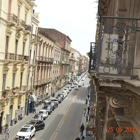 Gli Di Palazzo Umberto I *