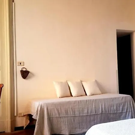 Gli Di Palazzo Umberto I *